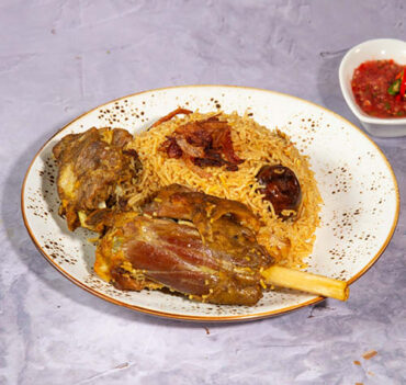 MUTTON MAKBOOS - مکبوس لحم